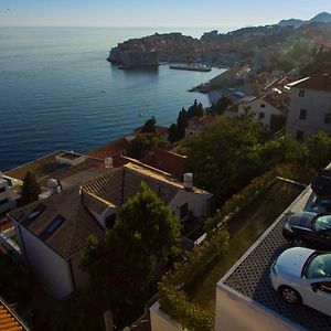 One-Bedroom Apartment Balcony Sea View